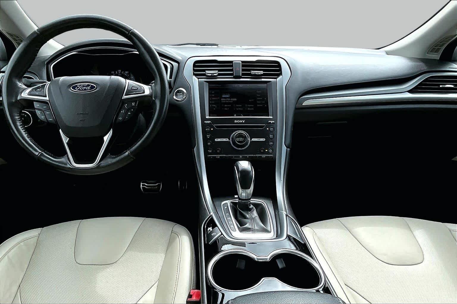 Used 2016 Oxford White Ford Titanium image 13