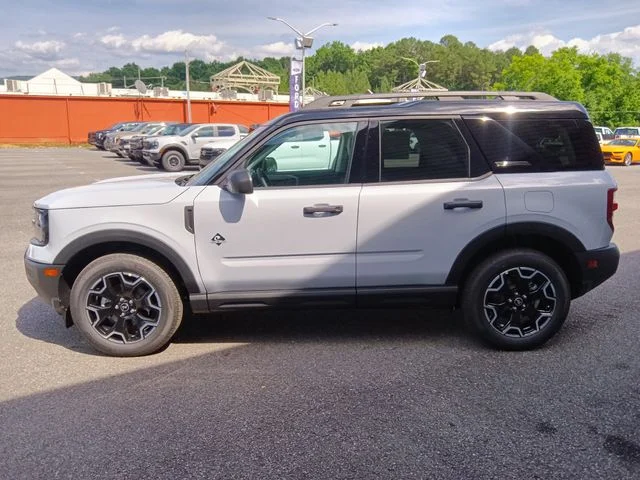 New 2026 Space White Metallic Ford Outer Banks® image 6