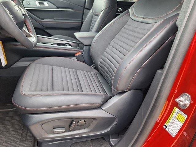 New 2026 Rapid Red Metallic Tinted Clearcoat Ford ST-Line image 10