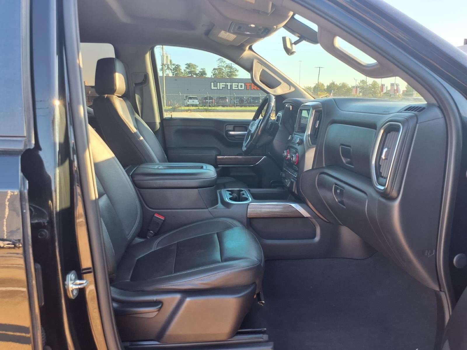 2021 Chevrolet Silverado 1500 photo 11 of 26