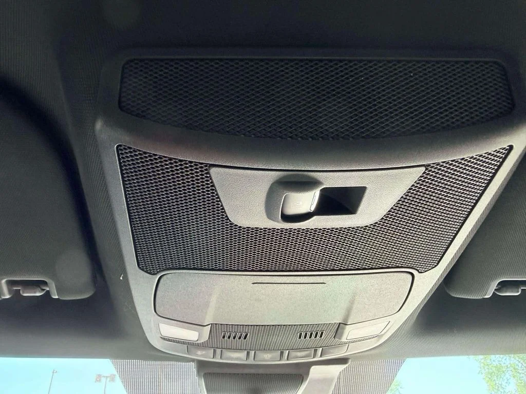 Used 2019 Black Ford XLT image 24
