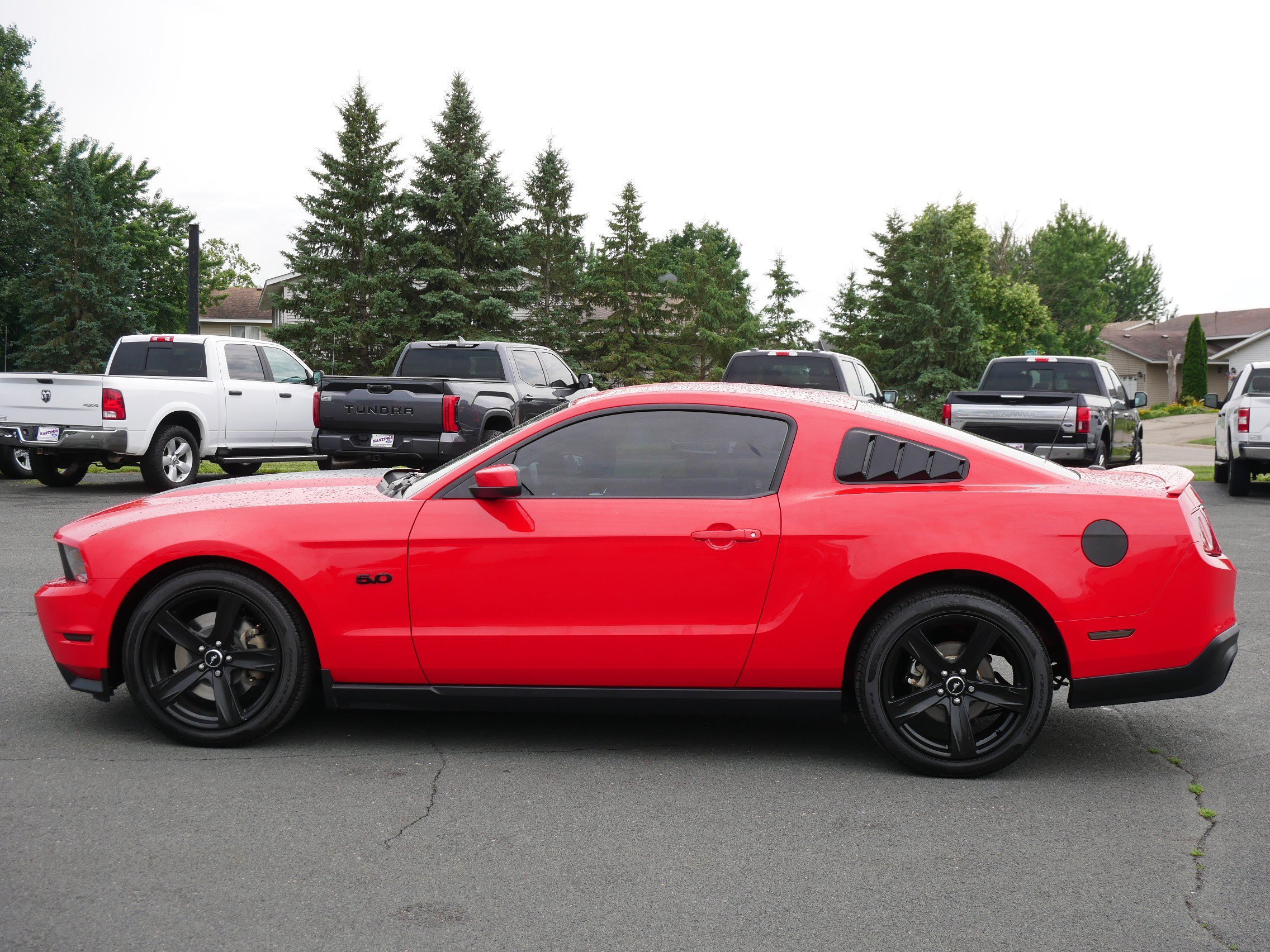 Used 2011 Red Ford GT image 2