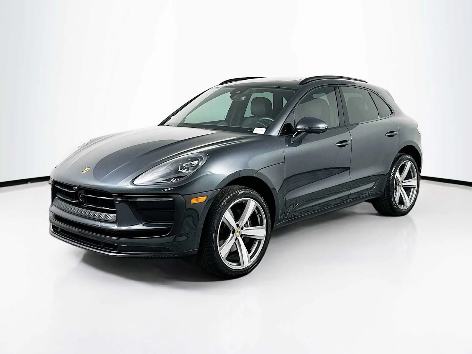 2026 Porsche Macan's photo