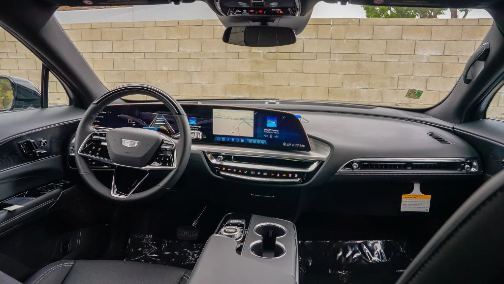 2027 Cadillac LYRIQ Sport - Photo 11