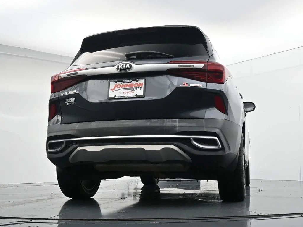 Used 2021 Gray Kia S image 39