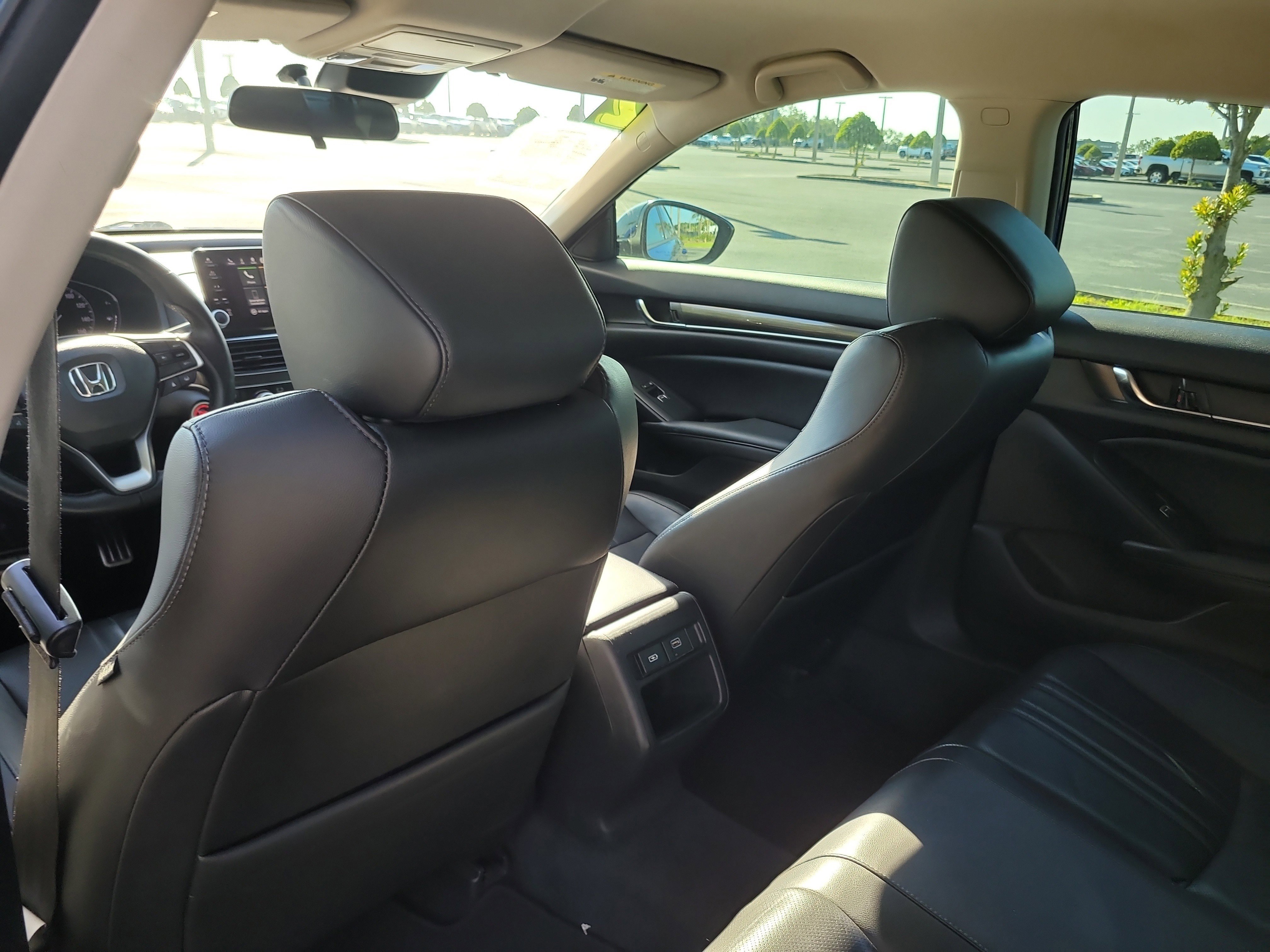 Used 2022  Honda Sport SE image 11