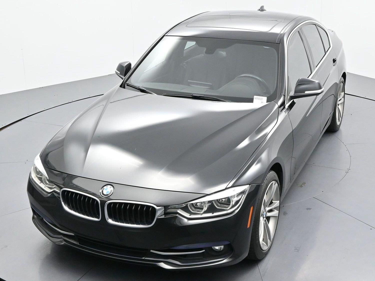 Used 2018 Black Sapphire Metallic BMW 330i image 34