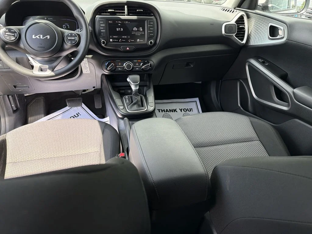 Used 2025 White Kia LX image 26