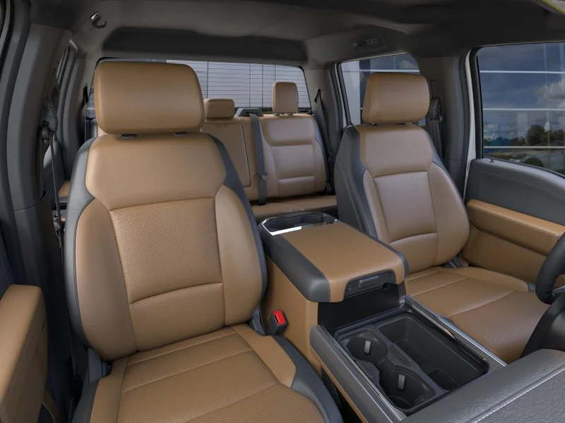 New 2026 Oxford White Ford Lariat image 35