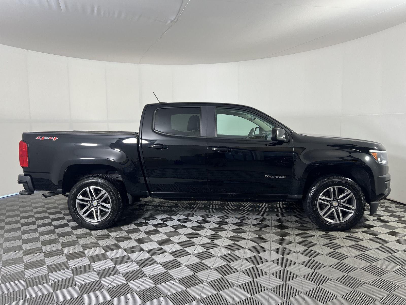 Used 2020 BLACK Chevrolet 4WD Work Truck image 19