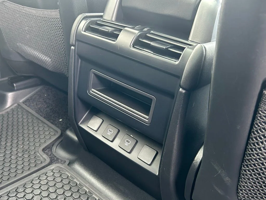 Used 2024 Blue Land Rover S image 46