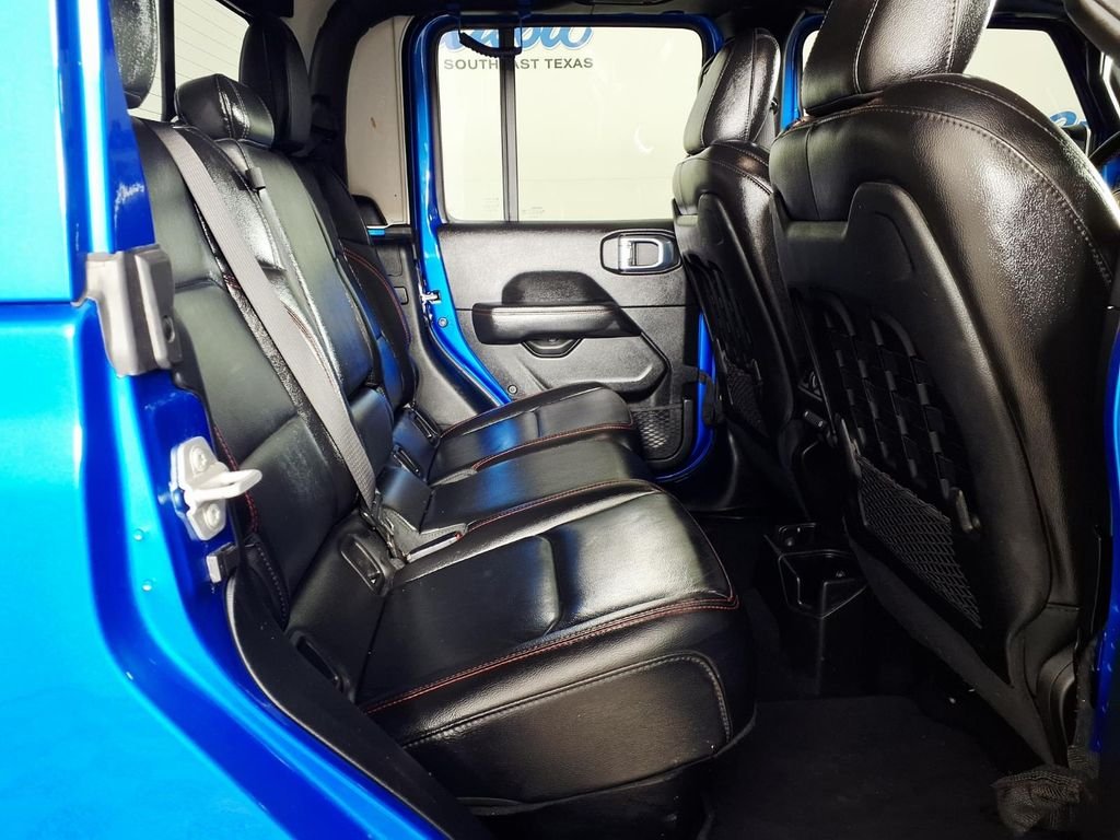 Used 2021 Blue Jeep Rubicon image 10