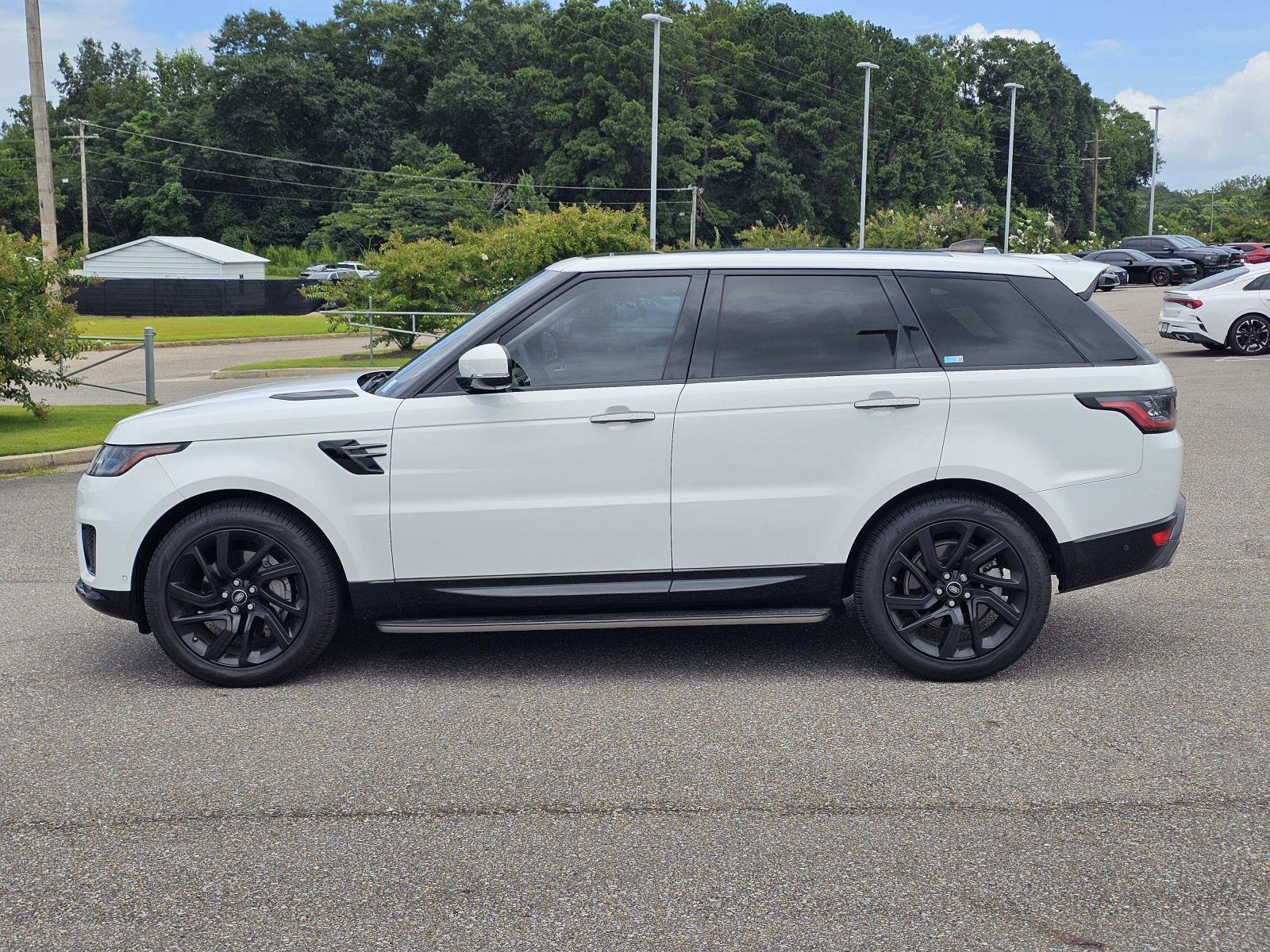 Used 2021 White Land Rover HSE Silver Edition image 13