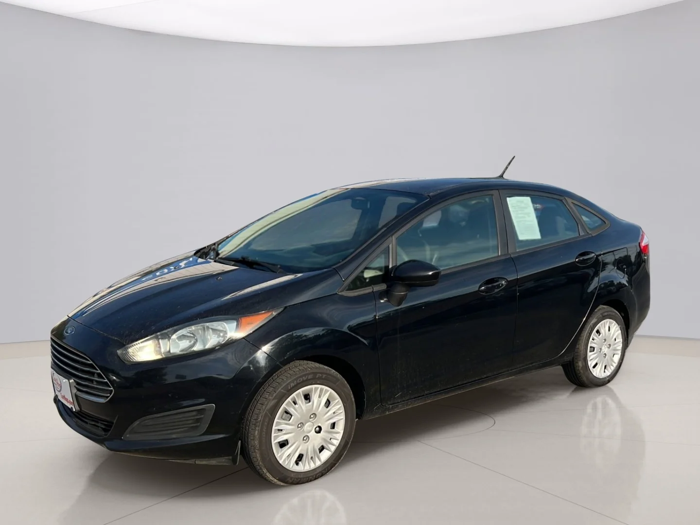 Used 2016 Black Ford S SEDAN image 2