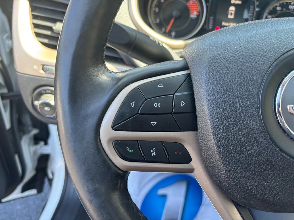 Certified Used 2017 White Jeep Latitude image 29