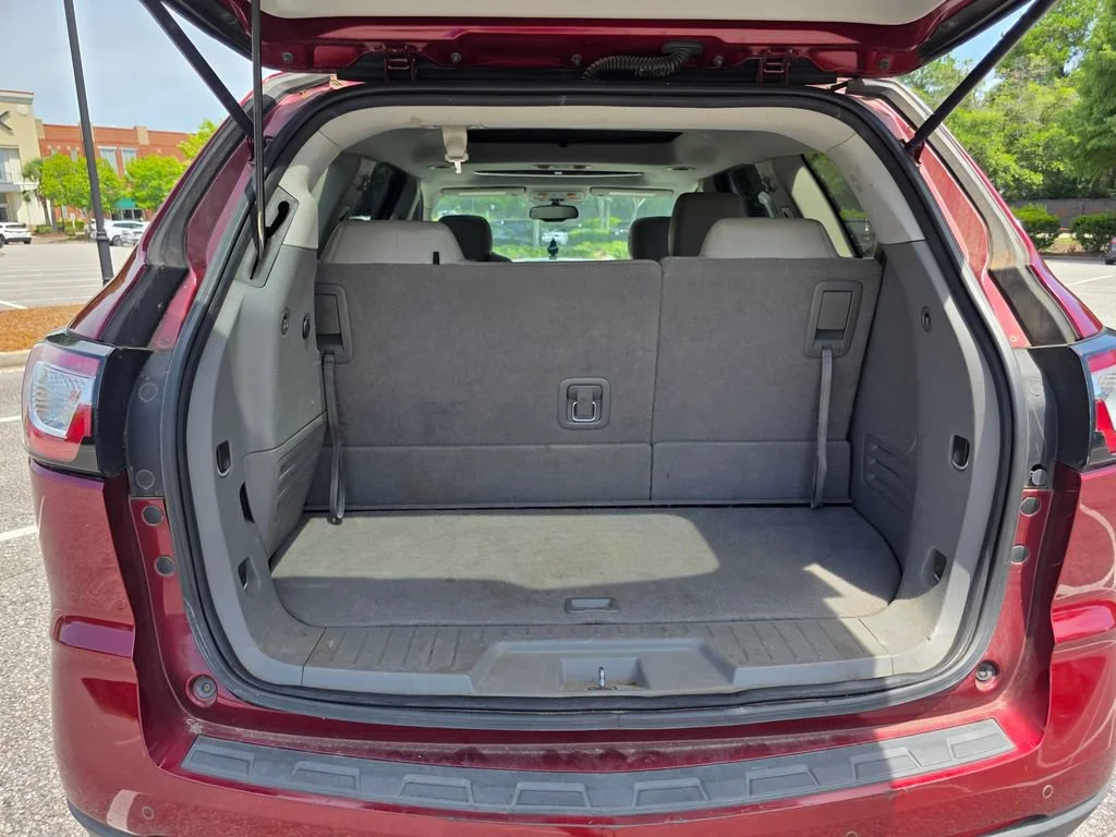 Used 2015 SIREN RED TINTCOAT Chevrolet LT image 32
