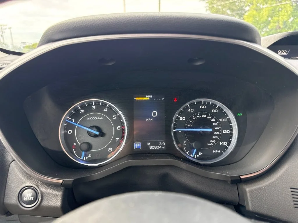 Used 2021  Subaru Limited image 28