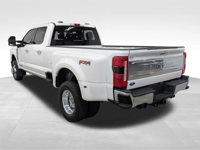New 2026 Star White Metallic Tri-Coat Ford F-350® King Ranch® image 73
