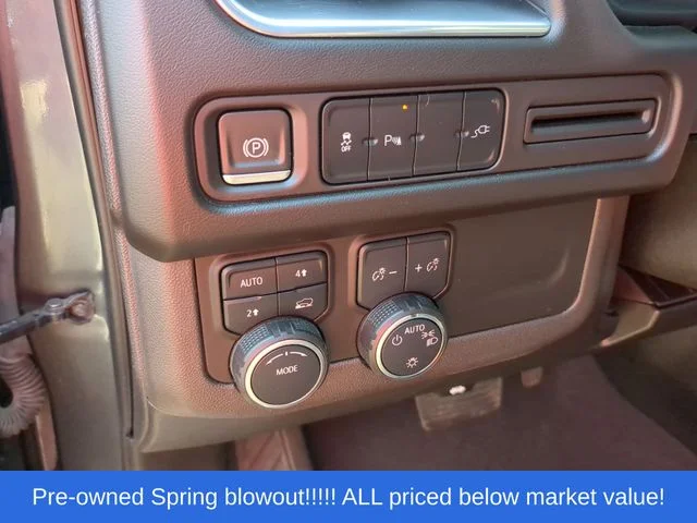 Used 2021 Gray Chevrolet RST image 26