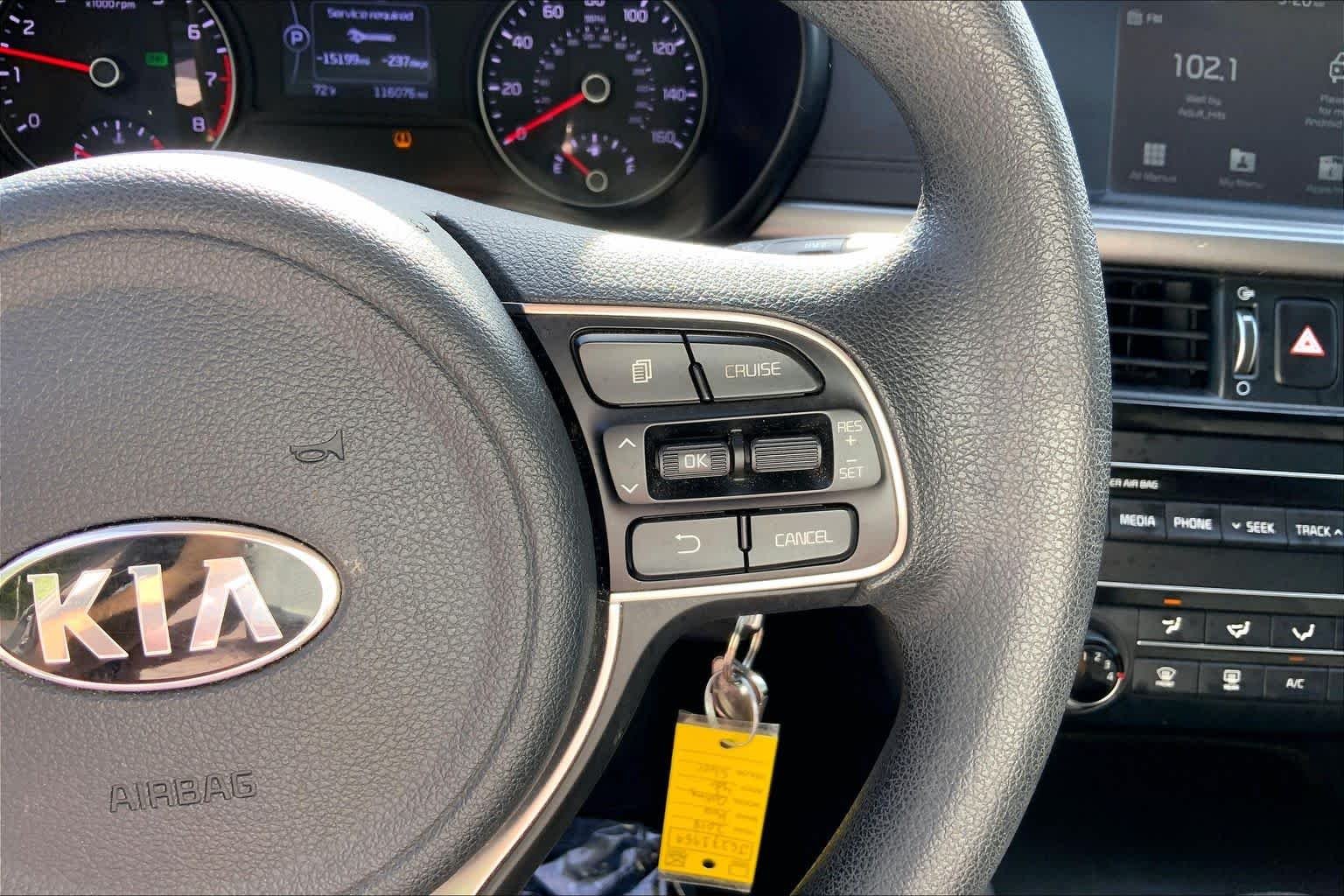 Used 2018 Sparkling Silver Kia LX image 24