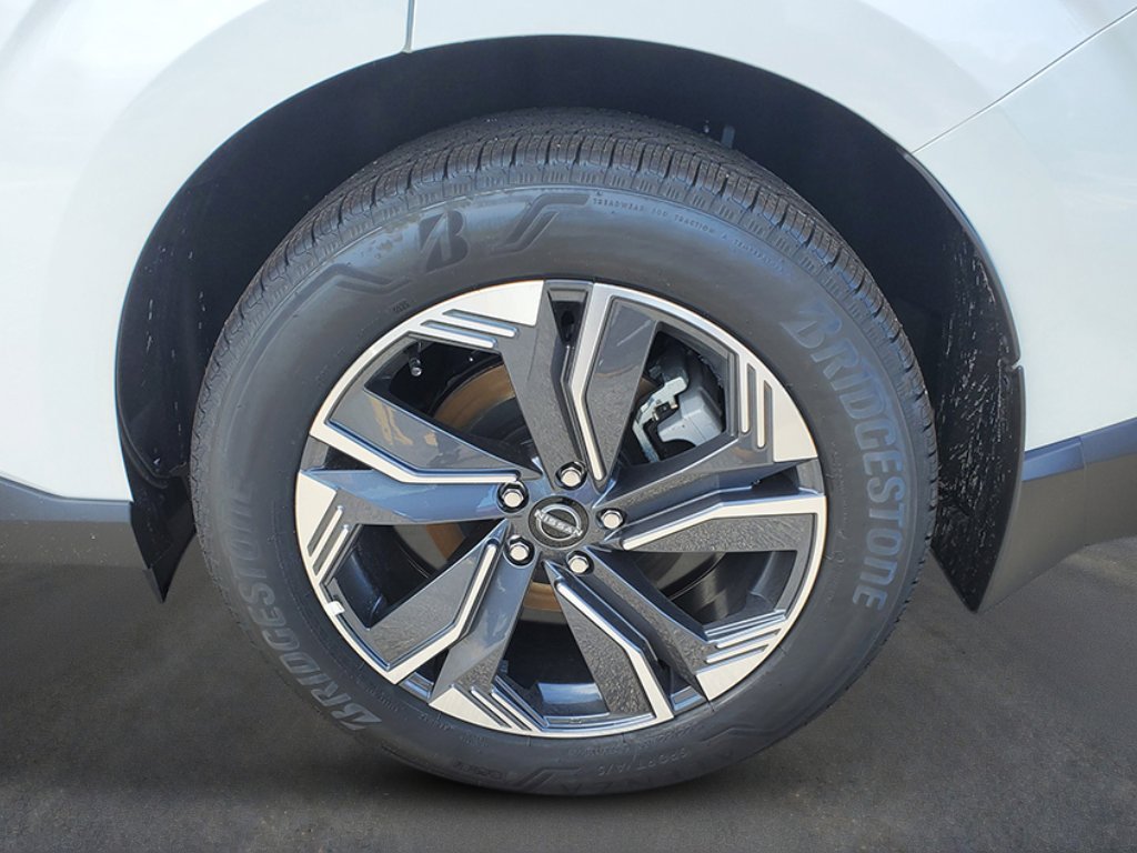 New 2026 Everest White Pearl Tricoat Nissan SL image 9