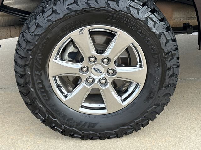 Used 2020 Red Ford XLT image 7
