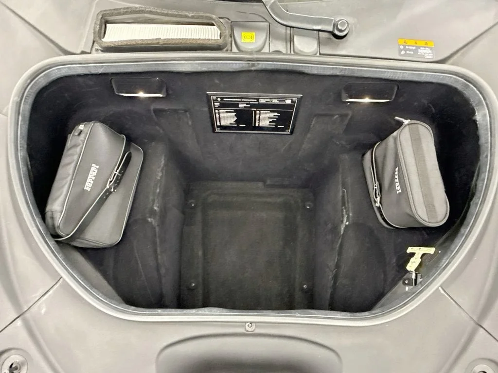 Used 2021 Bianco Italia Ferrari  image 31