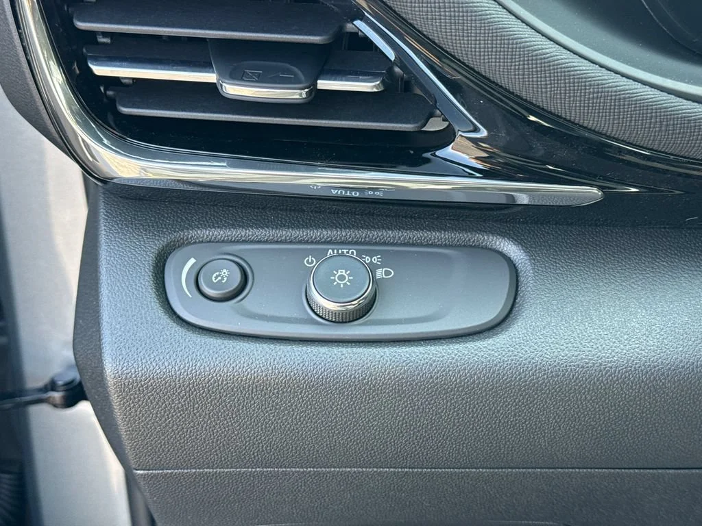 2026 Buick Envista Sport Touring - Photo 19
