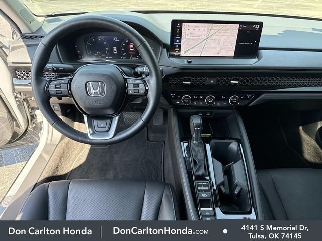 Used 2025 Urban Gray Pearl Honda Touring image 19