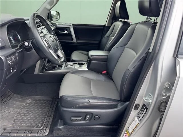 Used 2016 Silver Toyota SR5 Premium image 5