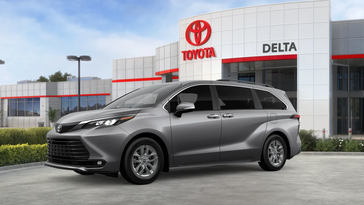 New 2026 Heavy Metal Toyota XLE image 28