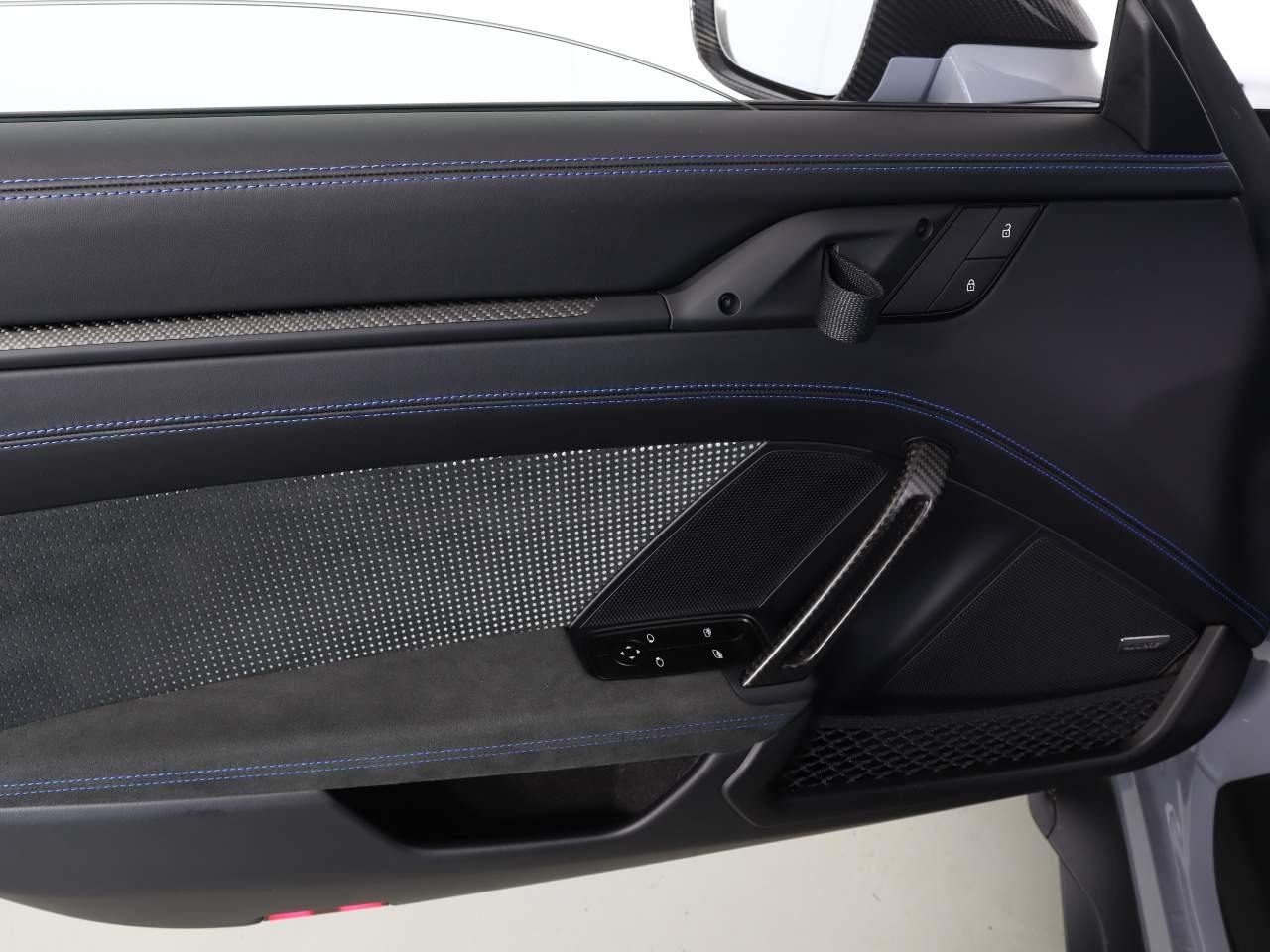 Used 2025 Arctic Grey Porsche GT3 RS image 23