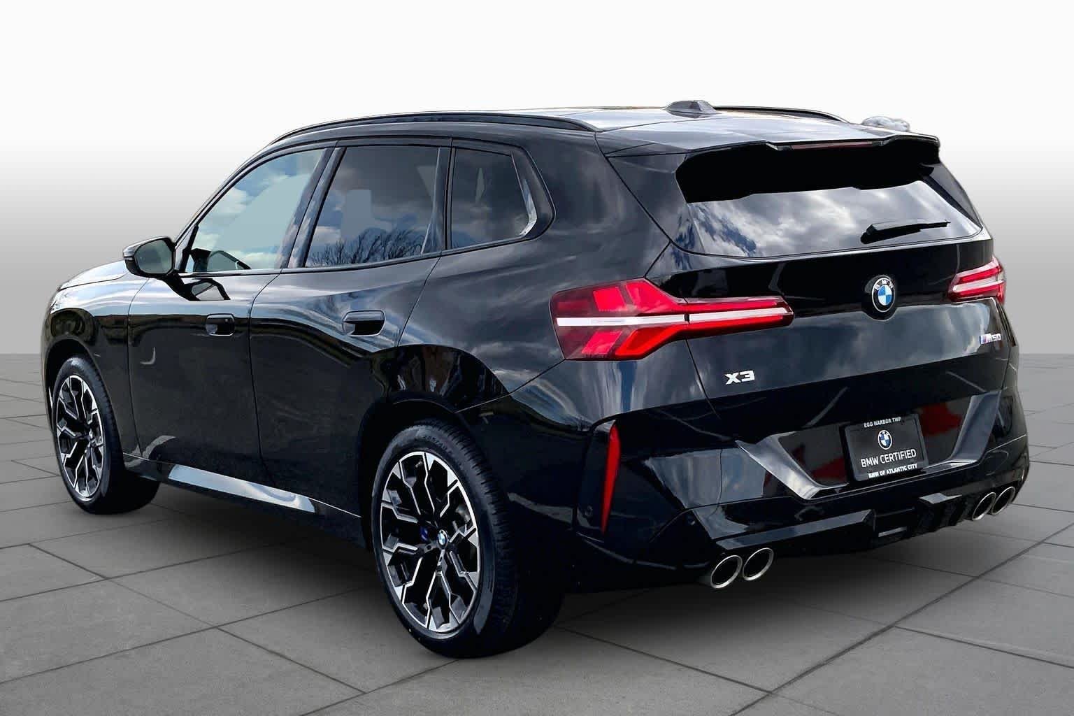 Certified Used 2025 Black Sapphire Metallic BMW M50 xDrive image 11