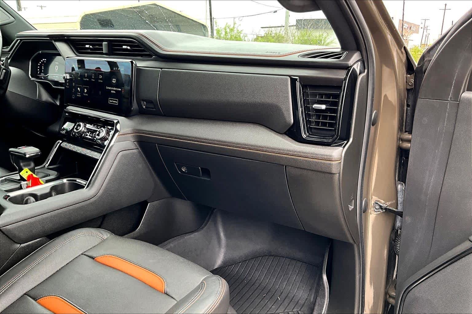 Used 2023 Deep Bronze Metallic GMC AT4 image 27