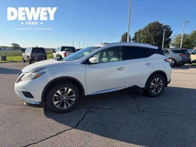Used 2015 Pearl White Nissan SL image 6