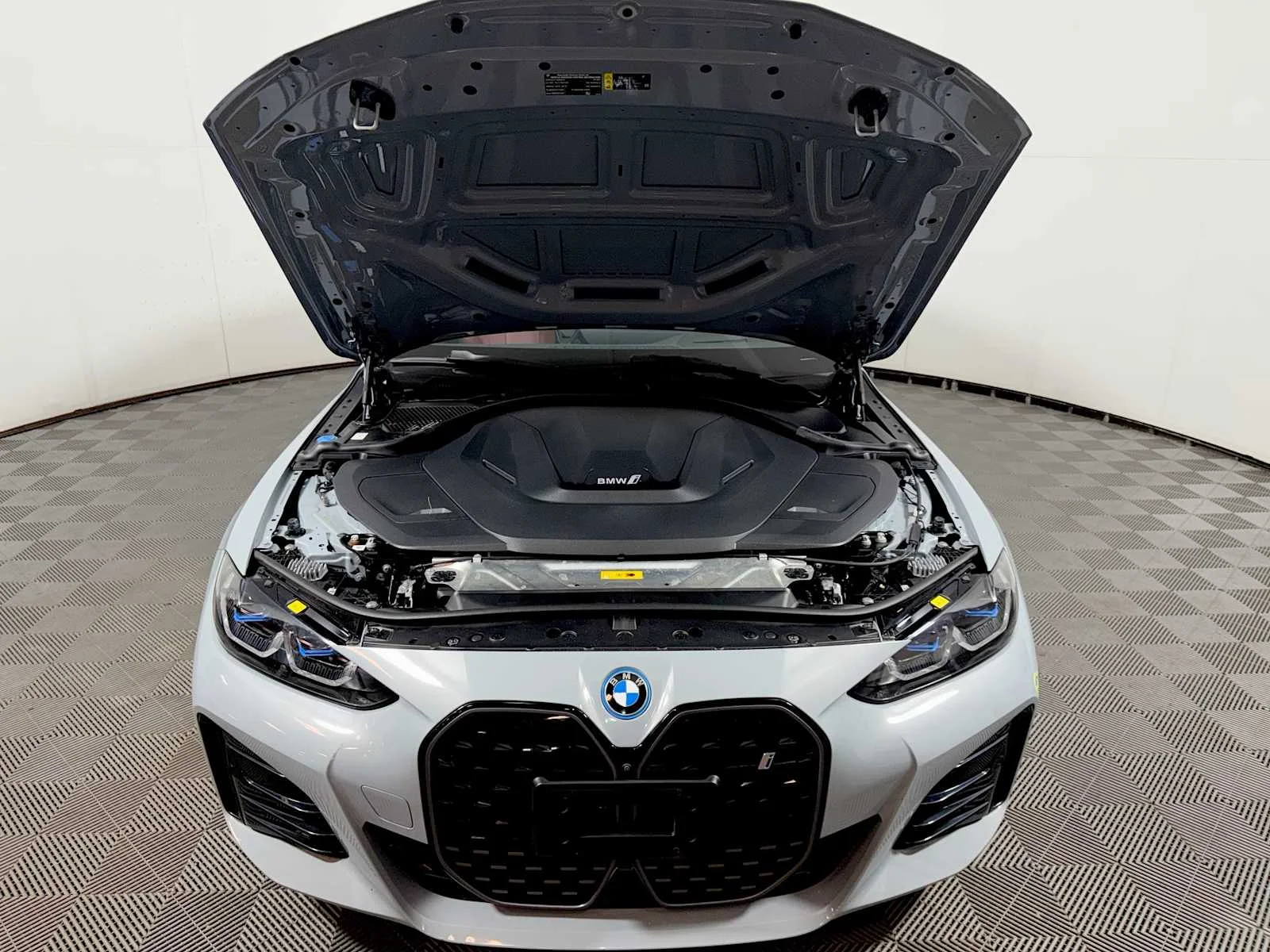 2024 BMW i4 40 - Photo 31