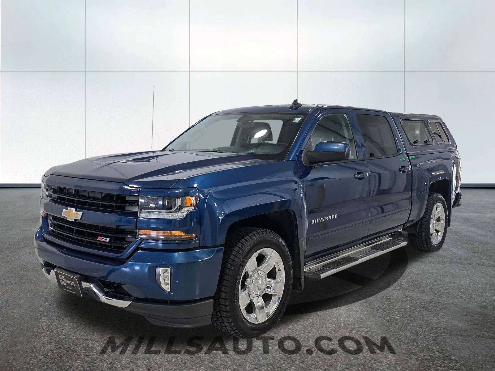 Used 2016 Blue Chevrolet LT image 2