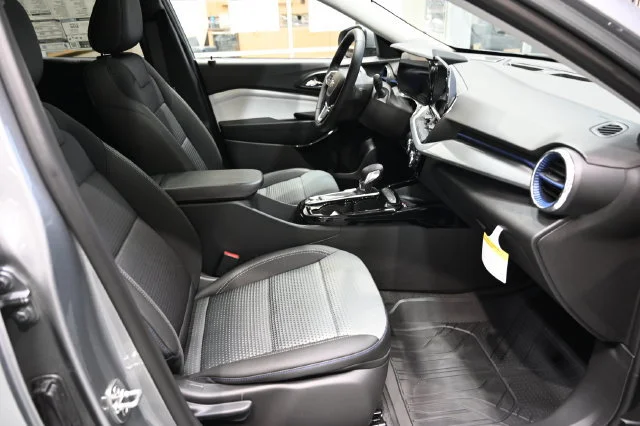 2026 Chevrolet Trax LT - Photo 10