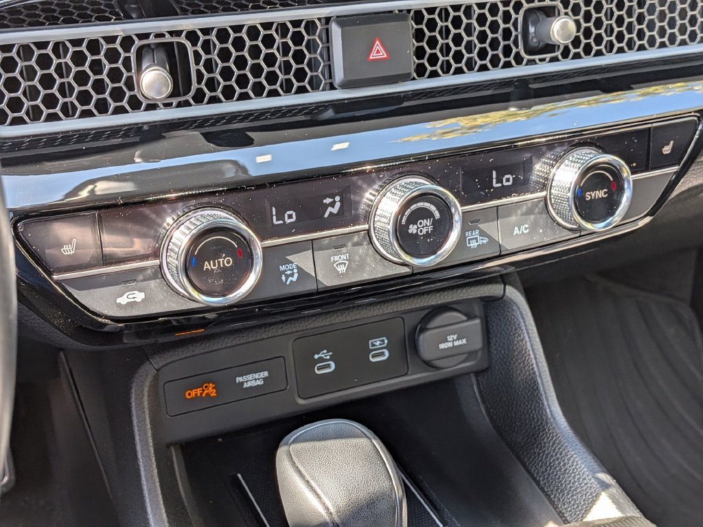 Used 2025  Honda Sport Touring image 21