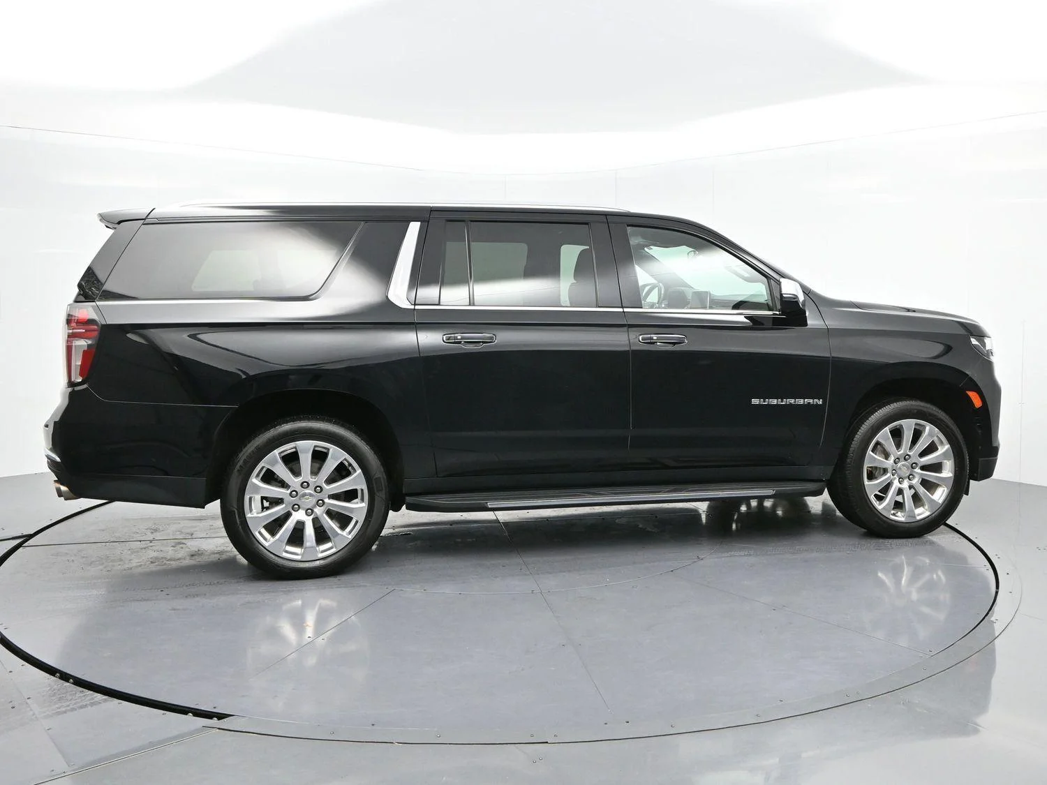 Used 2021 BLACK Chevrolet Premier image 8