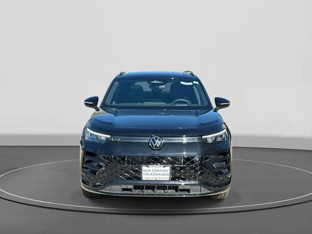 2026 Volkswagen Tiguan photo 2