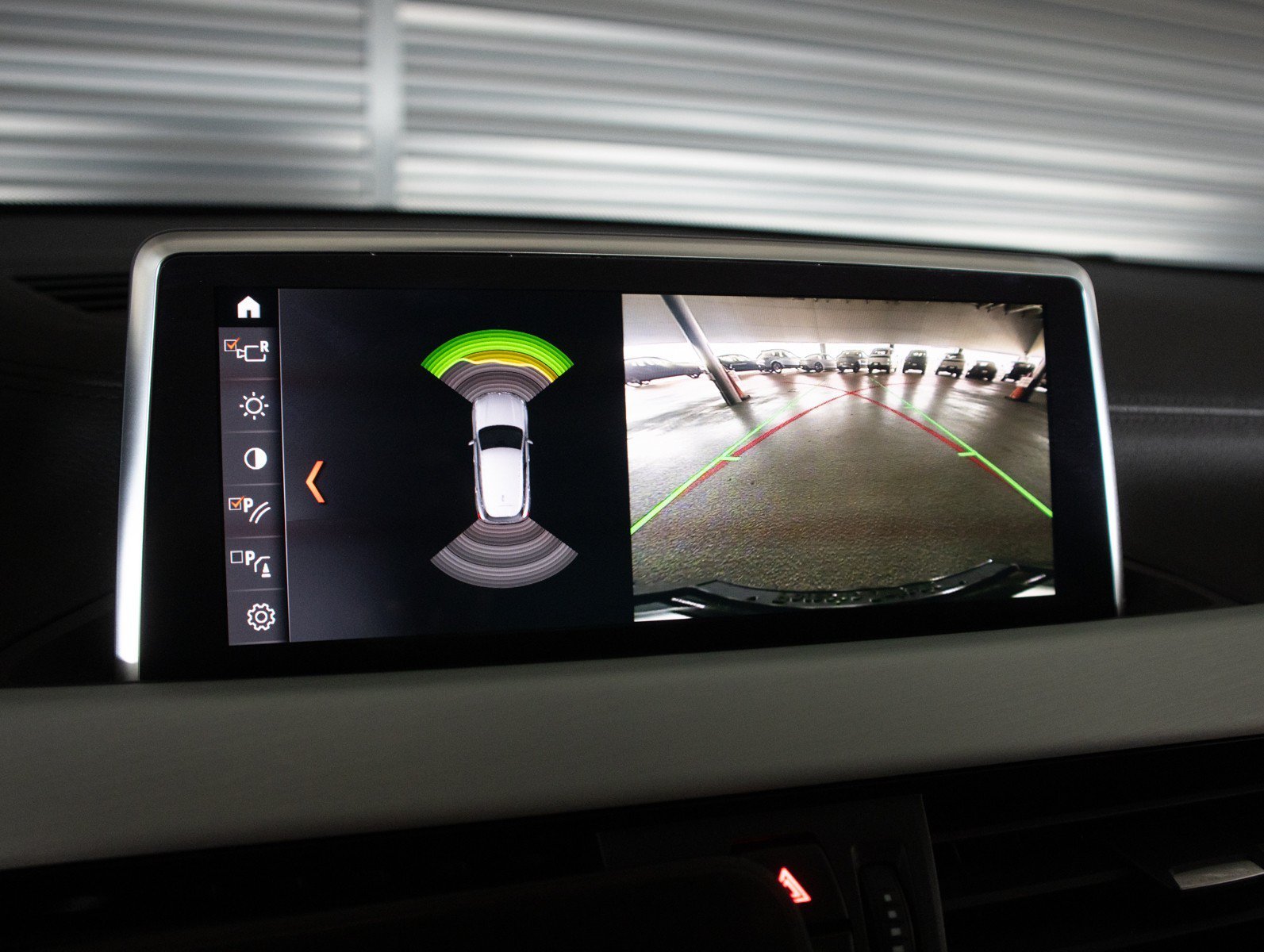 Used 2020 Jet Black BMW sDrive28i image 20