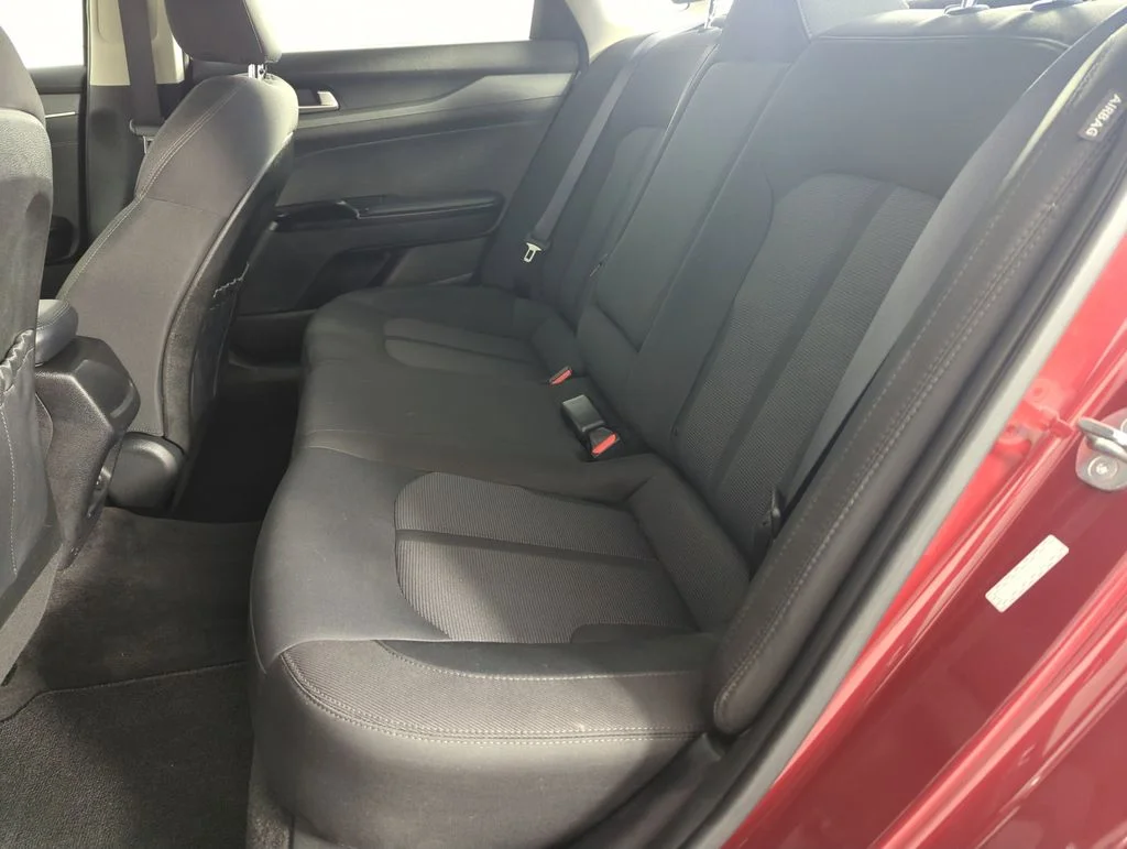 Used 2023 Red Kia LXS image 28