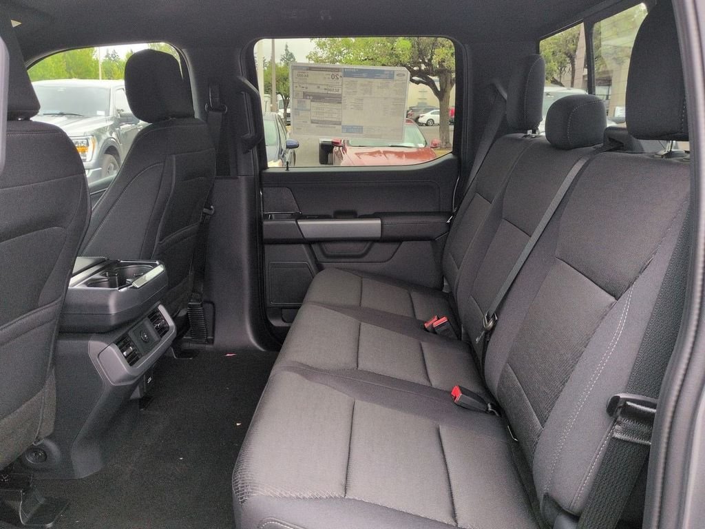 New 2026 Carbonized Gray Metallic Ford XLT image 57