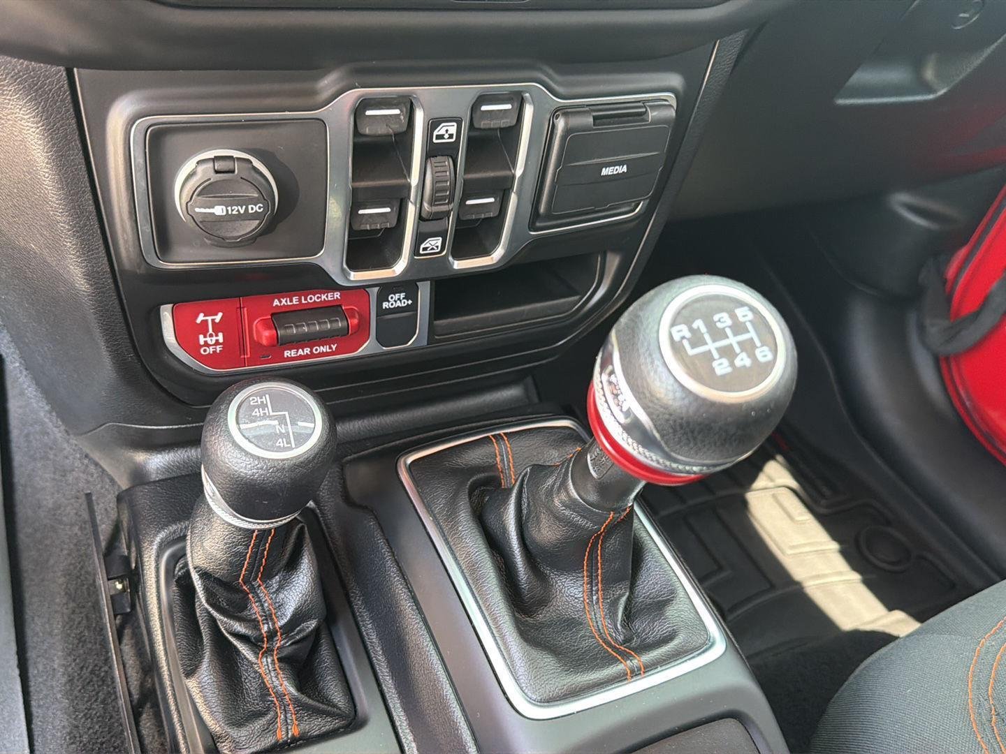 Used 2021 Firecracker Red Clearcoat Jeep Mojave image 27