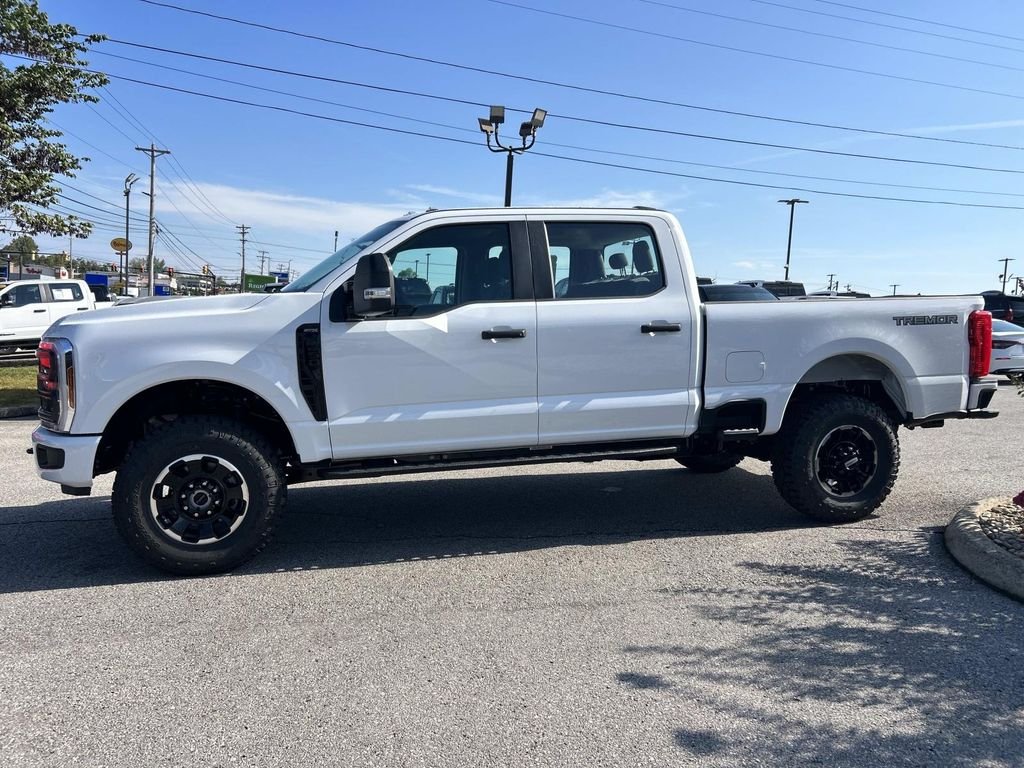 New 2027 Oxford White Ford F-250® XL image 6