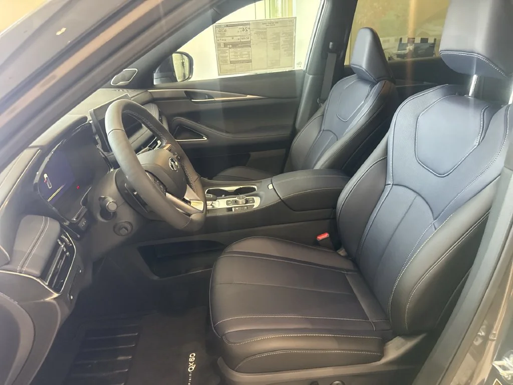 New 2027 2T GRPT SHDW INFINITI Sport AWD image 10