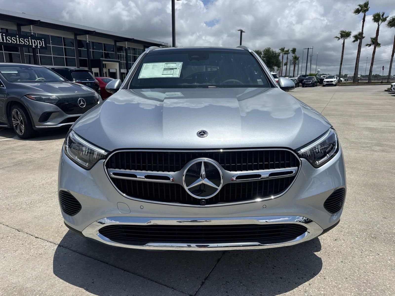 New 2026 Silver Mercedes-Benz GLC 300 image 2