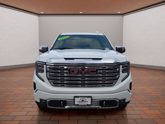 Used 2023 Summit White GMC Denali image 33