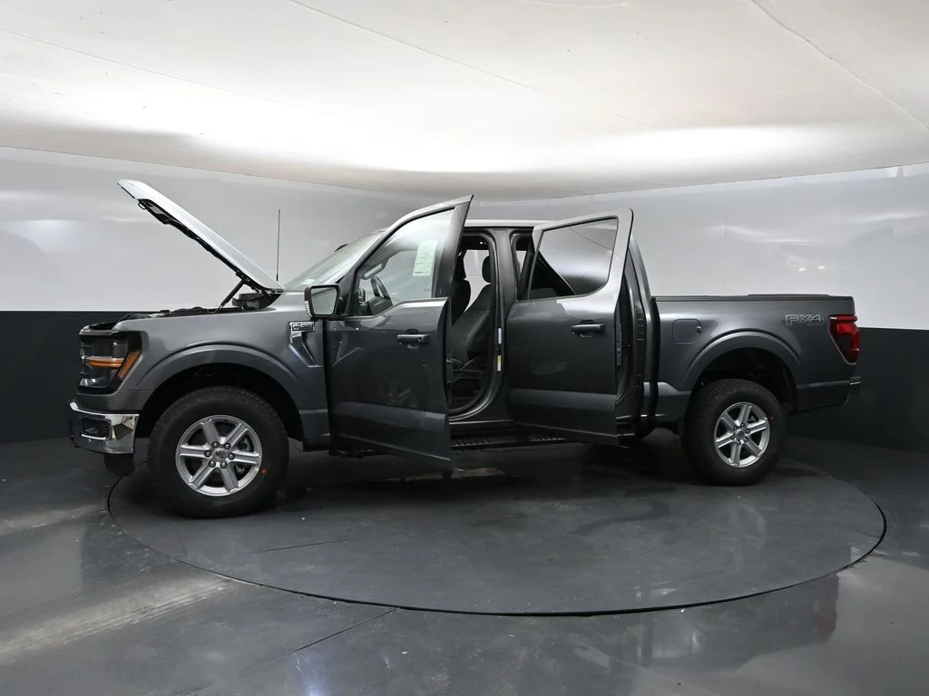 New 2026 Gray Ford XLT image 43